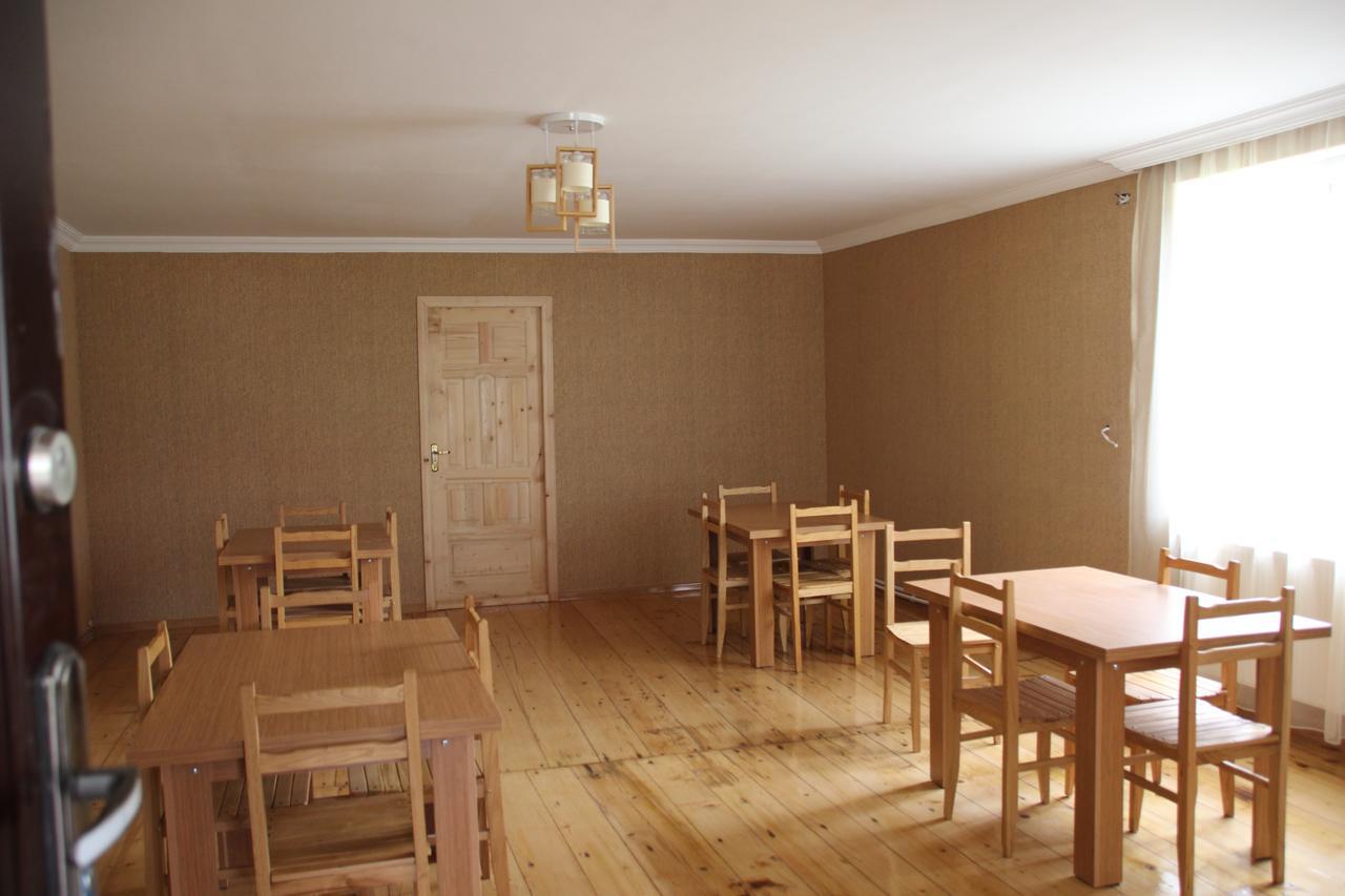 Guesthouse Qarim Mestia Eksteriør bilde