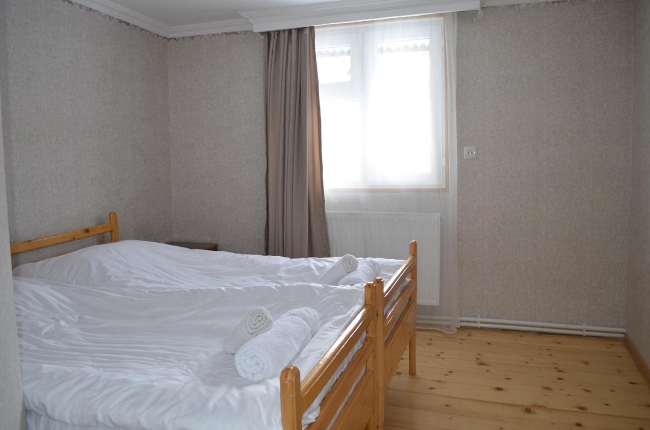 Guesthouse Qarim Mestia Eksteriør bilde