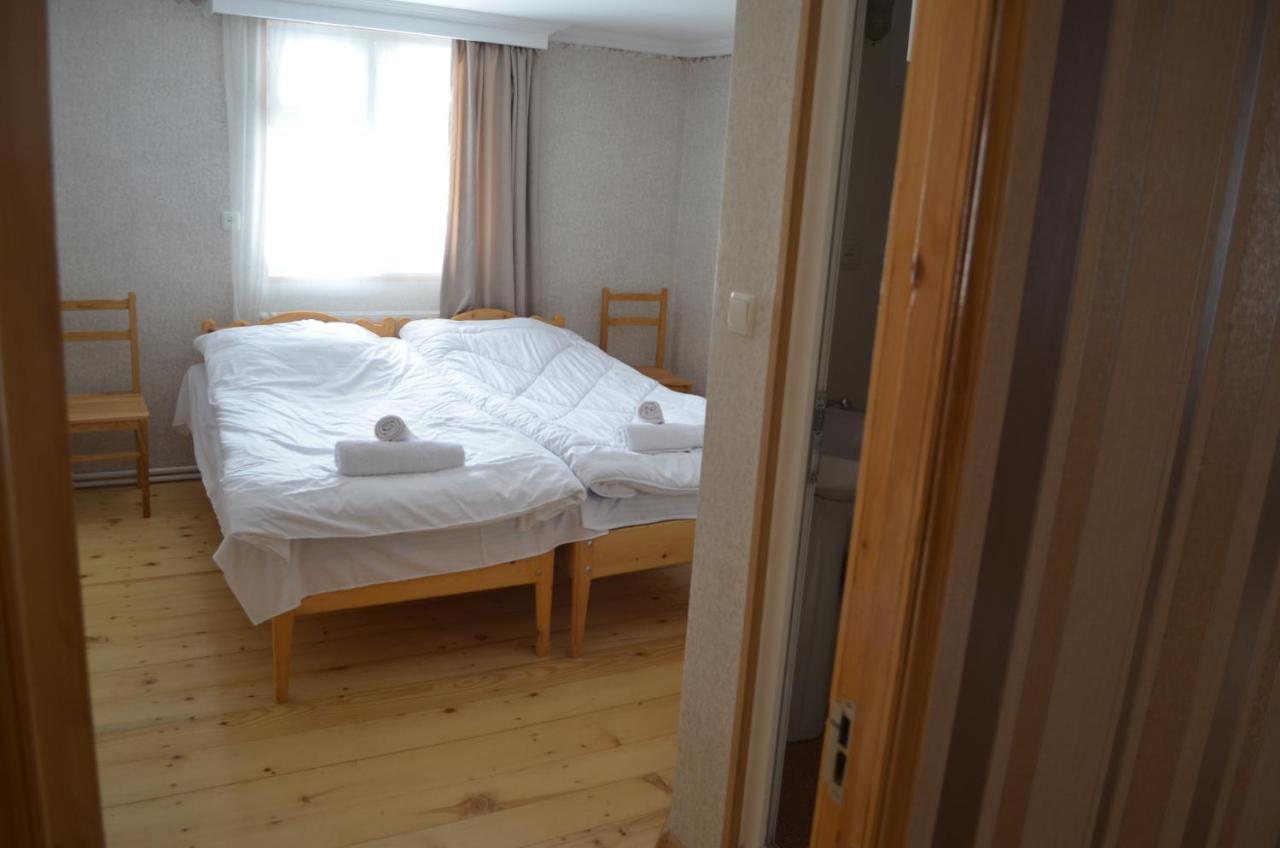 Guesthouse Qarim Mestia Eksteriør bilde